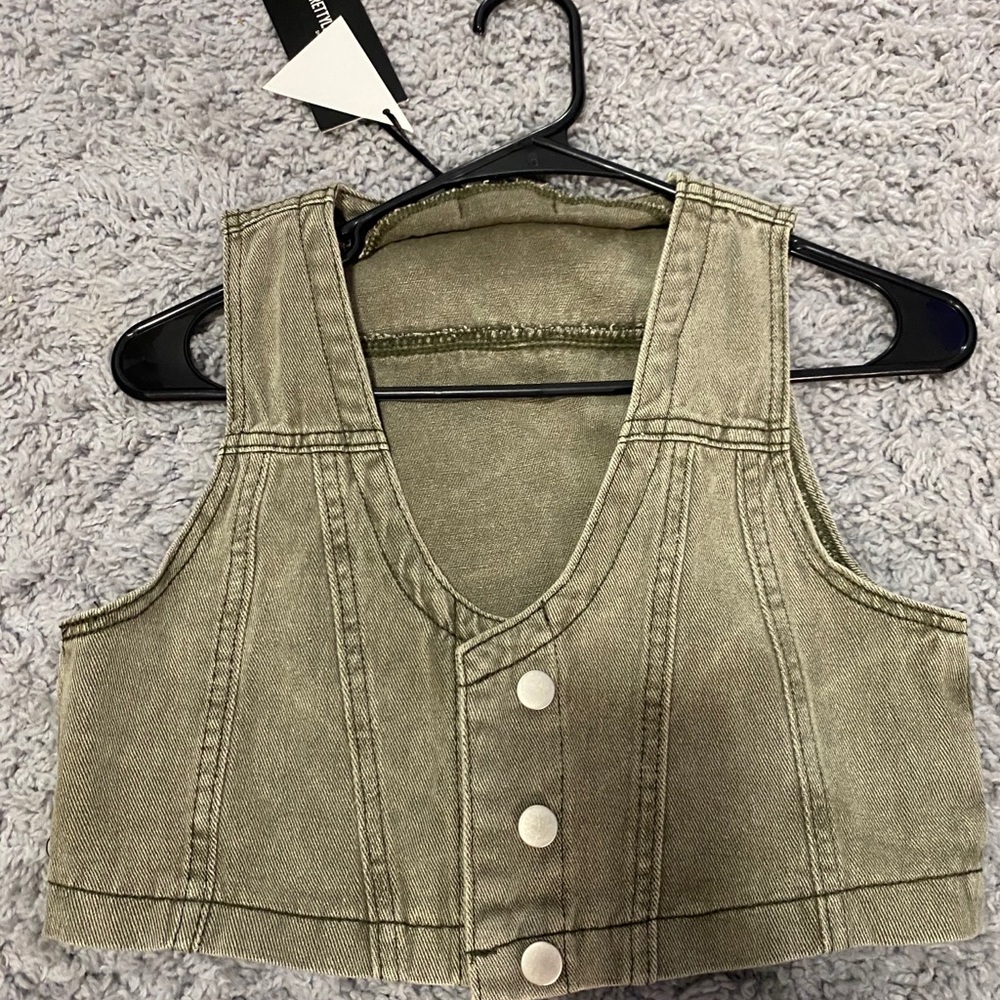 Cropped jean top